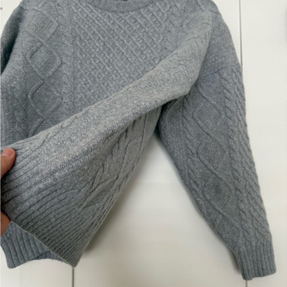 Aritzia Sunday Best Light Gray Preppy Oversized Crewneck Sweater - Size S-L - Picture 7 of 12